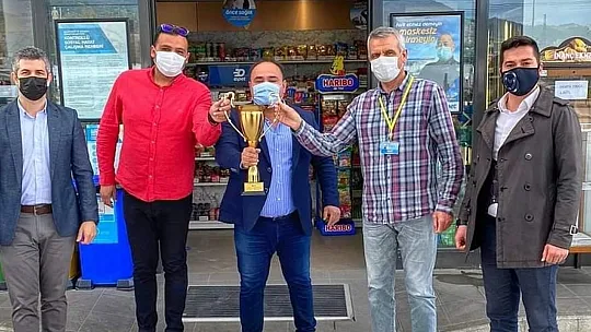 Akdenizli Petrol şampiyonluklarına bir yenisini ekledi 
