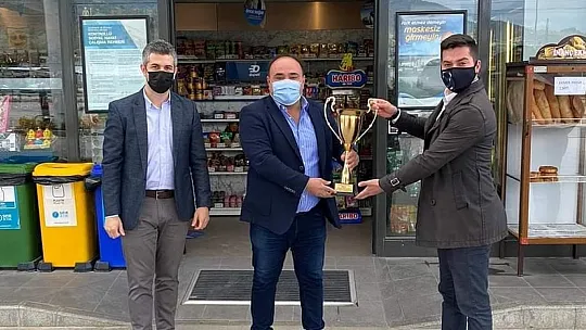 Akdenizli Petrol şampiyonluklarına bir yenisini ekledi 