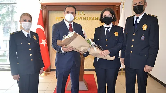 Kaymakam Fırat'tan polislere başarı belgesi