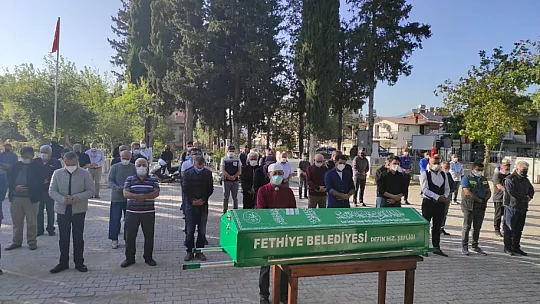 Eski Başkan Saatcı'nın Babası Son Yolculuğuna Uğurlandı