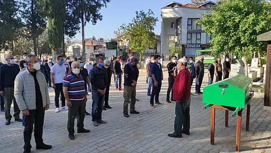 Eski Başkan Saatcı'nın Babası Son Yolculuğuna Uğurlandı