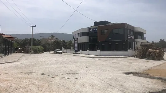 Parke kaplama çalışmaları tamamlandı