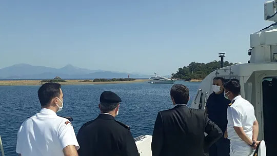 Muğla Valisi Orhan Tavlı, İnşa Faaliyetleri Devam Eden Sahil Güvenlik Karakolu ve Göcek Koylarında İncelemelerde Bulundu