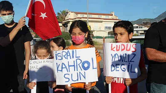 İsrail'in Kudüs'e saldırısına konvoylu protesto 