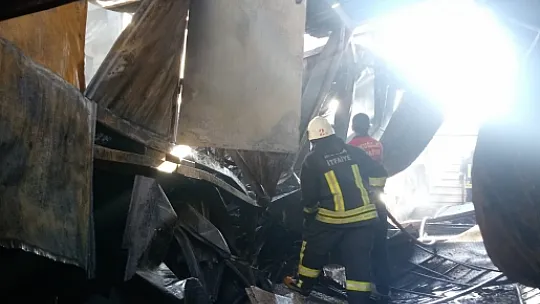 Bodrum'da Konteyner Yangını