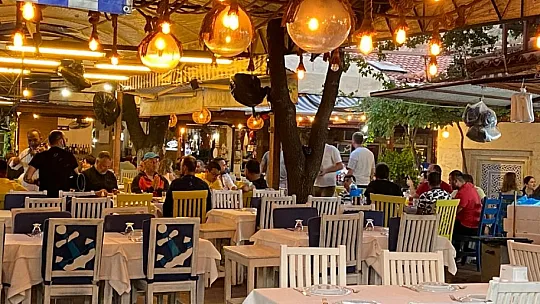 Restoranlar Fethiye'de de ilk gün bereketi yaşadı