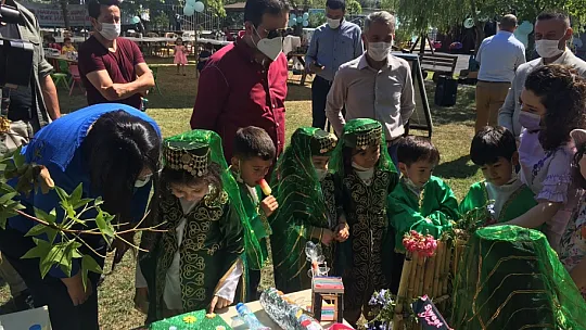 Miniklerin proje sunumuna Kaymakam Fırat'ta katıldı