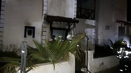 Bodrum'da sigaradan çıkan yangın korkuttu