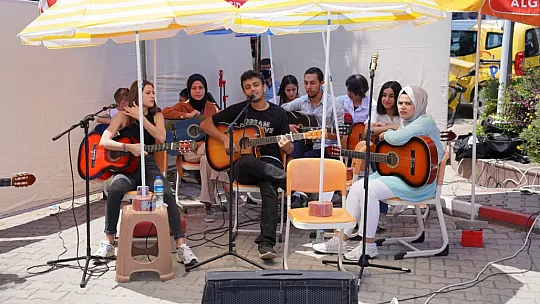 Seydikemer'de 'Hayat Boyu Öğrenme' Sergisi Açıldı