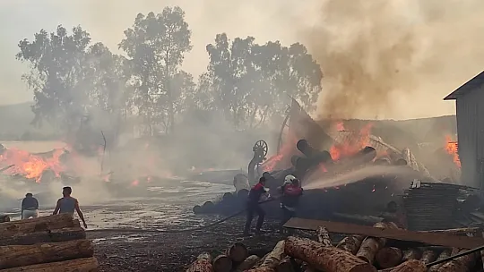 Marangoz atölyesinde yangın!