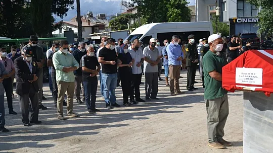 Kıbrıs Gazisi Şener, son yolculuğuna uğurlandı