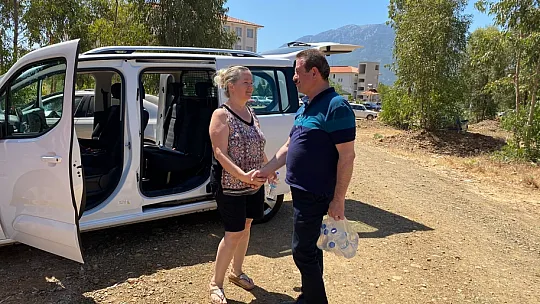 AK Parti Fethiye Öğrencilerin Yanında