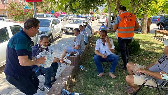 AK Parti Fethiye Öğrencilerin Yanında