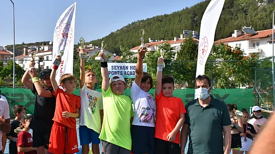 Türkiye Yaz Kupası Tenis Turnuvası Sonuçlandı