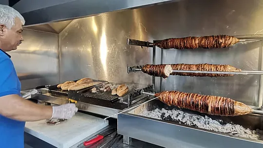 Fethiye'de 'Babadağ Kokoreç' Açıldı