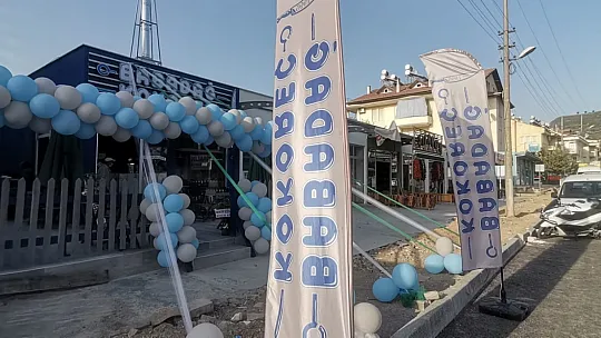 Fethiye'de 'Babadağ Kokoreç' Açıldı