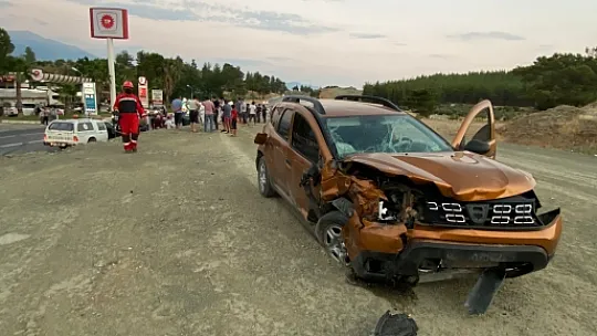 Seydikemer'de trafik kazası 4 yaralı