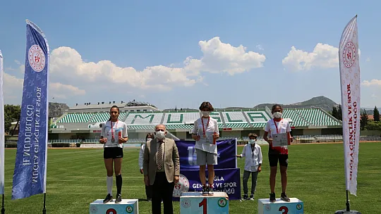 Sporcular 15 Temmuz Şehitleri İçin Koştular