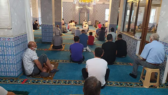 Kurban Bayramı, Bayram Namazı İle Başladı