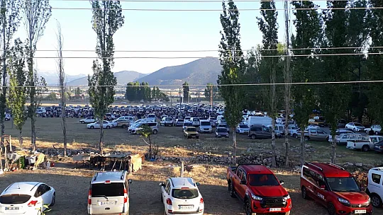 Kurban Bayramı, Bayram Namazı İle Başladı