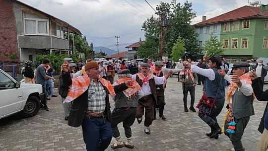 Beşincisi Düzenlenen Şölene Yoğun Katılım Oldu