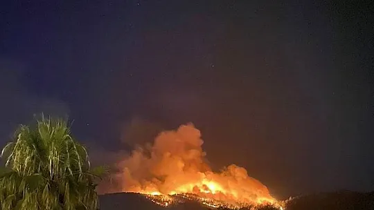 Yangın Bölgesine Kızılay'dan Destek