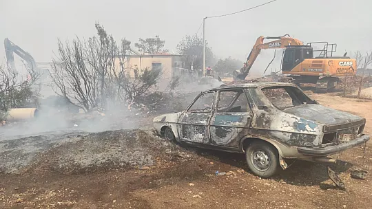 Yangın devam ediyor!