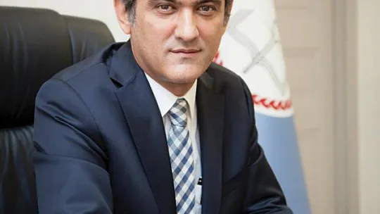 Milli eğitim bakanı istifa etti
