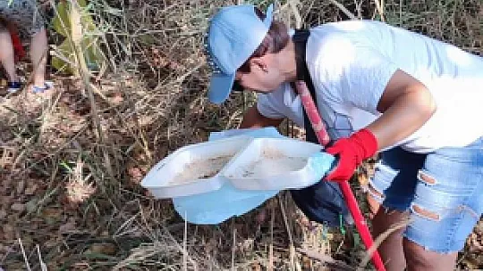 Gönüllü vatandaşların çevre temizliği örnek oluyor
