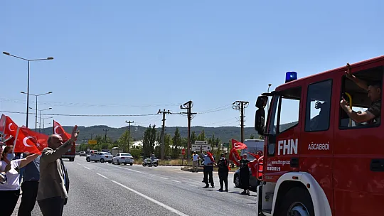 Can Gardaşlarımızı Türk Bayraklarıyla uğurladık