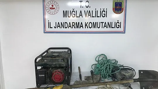 Yatağan'da kaçak kazı yapan 4 kişi suçüstü yakalandı