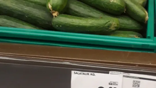 Çiftçiler isyanda Salatalık başka şehirde 2.50, Fethiye'de 80 kuruş