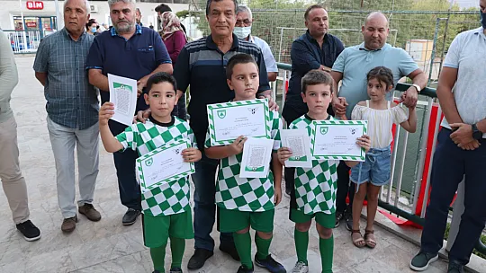 Muğlaspor yaz spor okulu mezuniyet töreni yapıldı