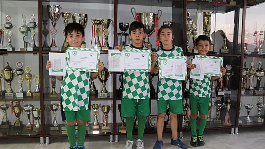 Muğlaspor yaz spor okulu mezuniyet töreni yapıldı