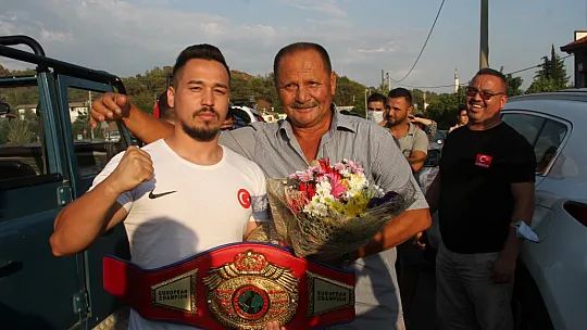 Alcu'ya şampiyonluk konvoyu
