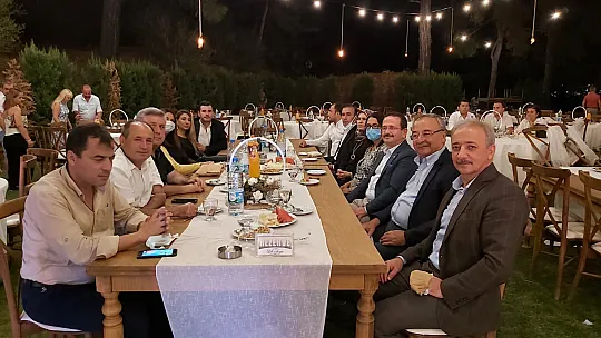 Çiftçi ve Sidan ailesinin mutlu günü