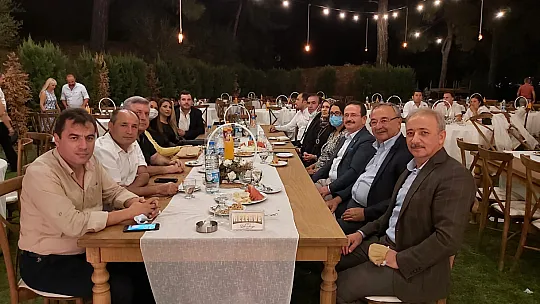 Çiftçi ve Sidan ailesinin mutlu günü