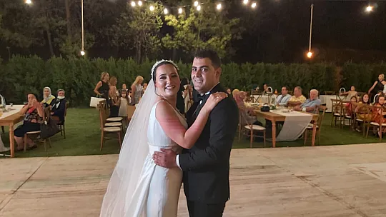 Çiftçi ve Sidan ailesinin mutlu günü