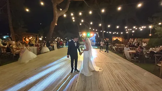 Çiftçi ve Sidan ailesinin mutlu günü