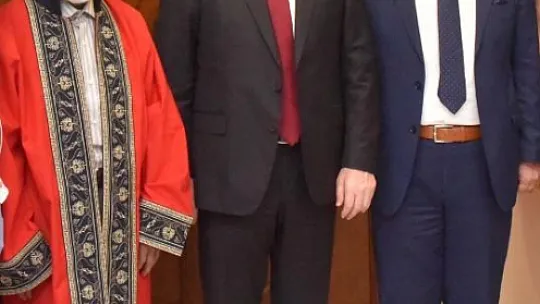 'İlin Ahisi, Kalfası ve çırağı Seydikemer Esnaf Odası'ndan