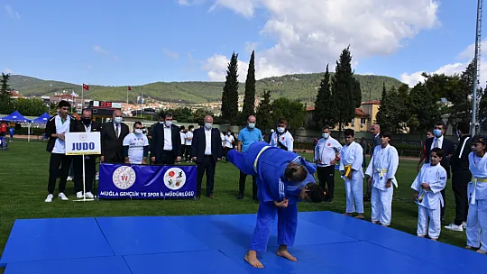 Muğla'da Avrupa Spor Haftası kapsamında 'Ulusal Herkes İçin Spor ve Sağlık Günleri' etkinlikleri açılış töreniyle başladı