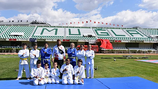 Muğla'da Avrupa Spor Haftası kapsamında 'Ulusal Herkes İçin Spor ve Sağlık Günleri' etkinlikleri açılış töreniyle başladı