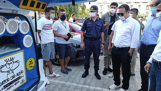 Otomobil severler 'Tuning Fest' etkinliğinde buluştu