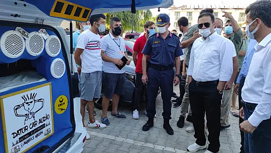 Otomobil severler 'Tuning Fest' etkinliğinde buluştu