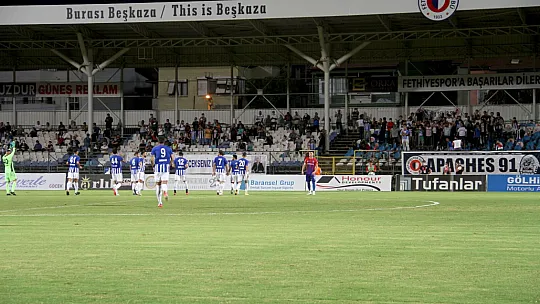 Fethiyespor Kardemir Karabükspor'u 5-0 yendi