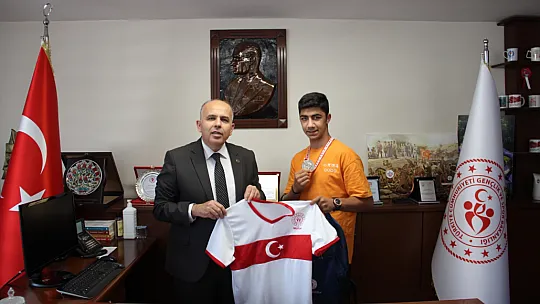 Avrupa Altın Kemer Boks Şampiyonundan İl Müdürü İlman'a ziyaret
