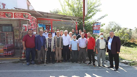 Başkan Otgöz, vatandaşların taleplerini dinliyor