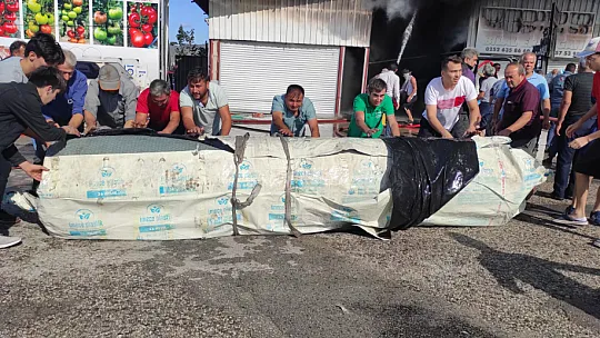 Plastik dükkanında büyük yangın!