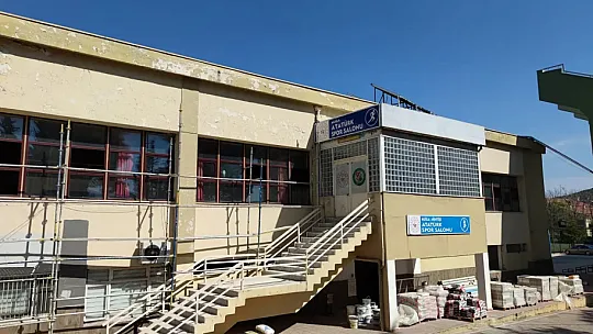 Muğla Atatürk Spor Salonu modern bir görünüme kavuşuyor