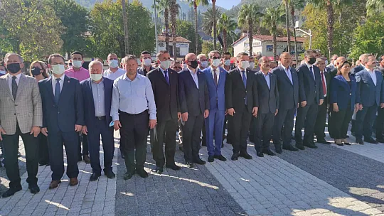 Muhtarlar Günü düzenlenen törenle kutlandı